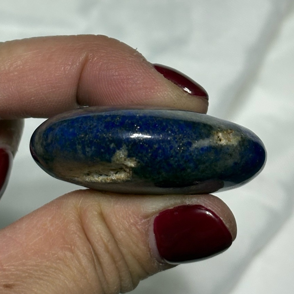 Lapis lazuli palm stone - Picture 12 of 13